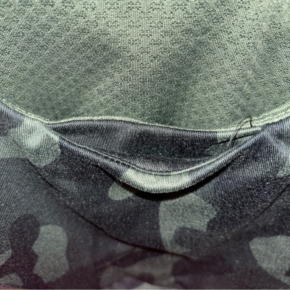 Colosseum Camo Sports Bra/Leggings Set M - Picture 3 of 10